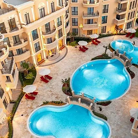 Aphrodite Park Deluxe 3* סאני ביץ'