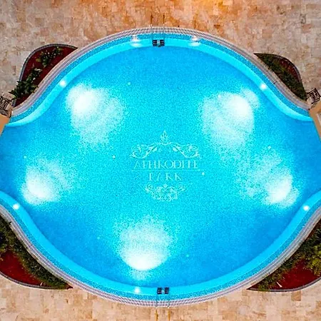 Aphrodite Park Deluxe 3* סאני ביץ'