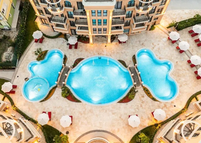 Апарт-отель Aphrodite Park Deluxe 3*