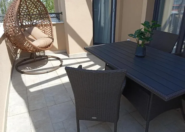 Aphrodite Park Deluxe Апарт-отель 3*